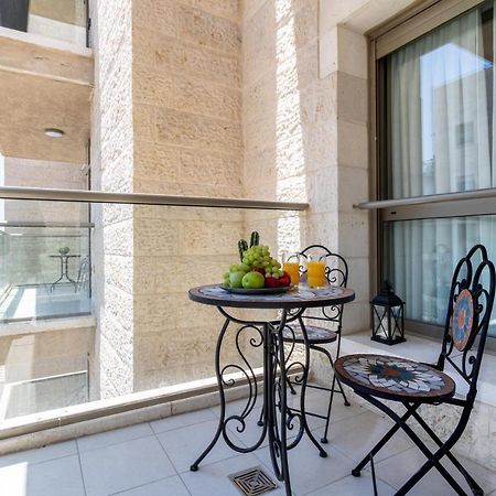 Luxury One-Bedroom Apartment/Parking In City Center Gerusalemme Esterno foto