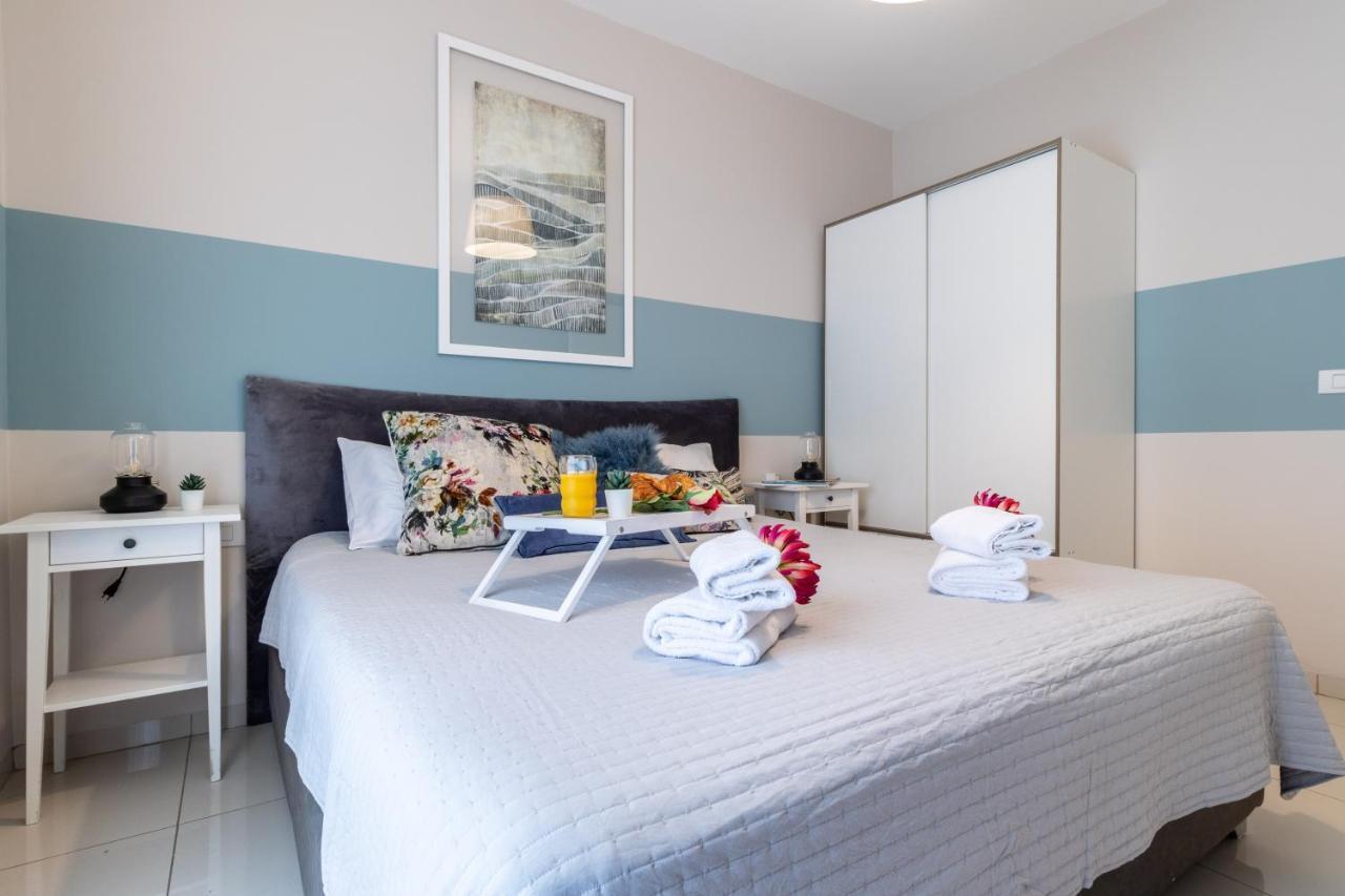 Luxury One-Bedroom Apartment/Parking In City Center Gerusalemme Esterno foto
