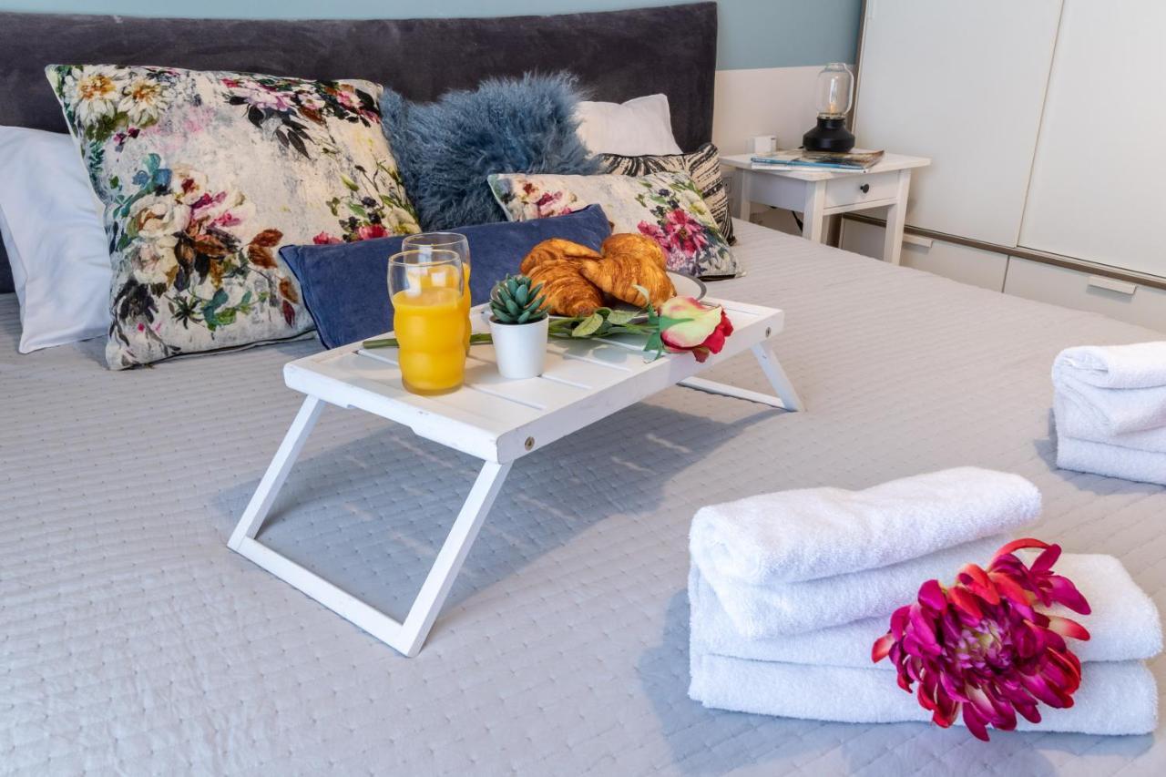 Luxury One-Bedroom Apartment/Parking In City Center Gerusalemme Esterno foto